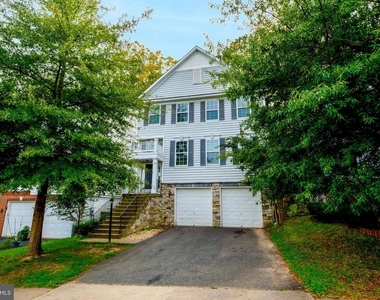 3401 Eagle Drive - Photo Thumbnail 1