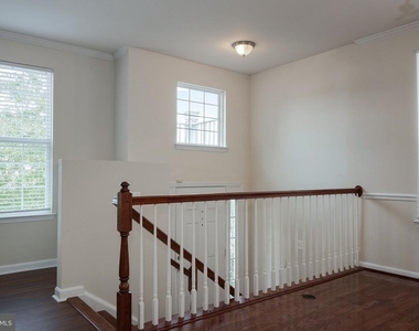 3401 Eagle Drive - Photo Thumbnail 3