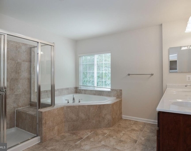 3401 Eagle Drive - Photo Thumbnail 25