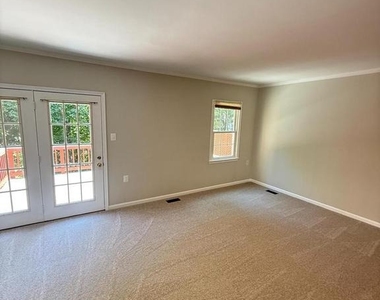 12413 Eden Lane - Photo Thumbnail 6