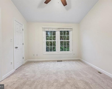 21208 Hedgerow Terrace - Photo Thumbnail 26