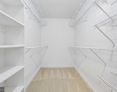 21208 Hedgerow Terrace - Photo Thumbnail 27