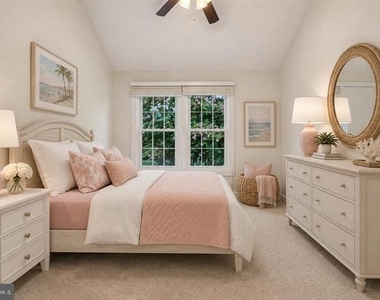 21208 Hedgerow Terrace - Photo Thumbnail 8