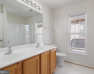 43417 Spring Cellar Court - Photo Thumbnail 30