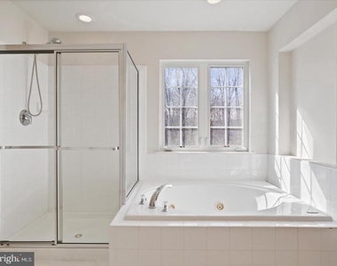43417 Spring Cellar Court - Photo Thumbnail 28