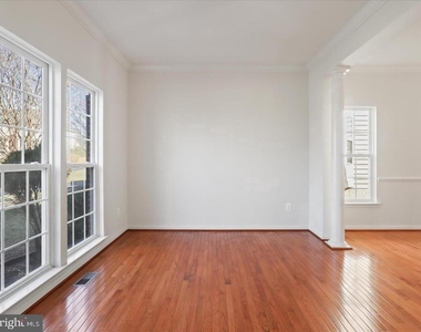 43417 Spring Cellar Court - Photo Thumbnail 5