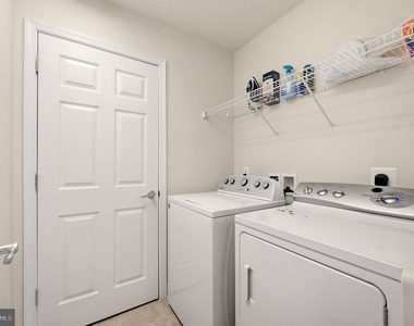 197 Great Laurel Square Se - Photo Thumbnail 7