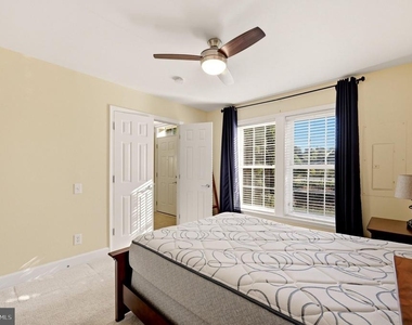 197 Great Laurel Square Se - Photo Thumbnail 9