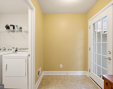 197 Great Laurel Square Se - Photo Thumbnail 6