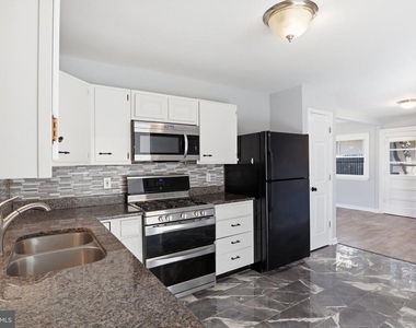 303 W Church Road - Photo Thumbnail 10