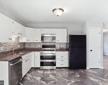 303 W Church Road - Photo Thumbnail 9