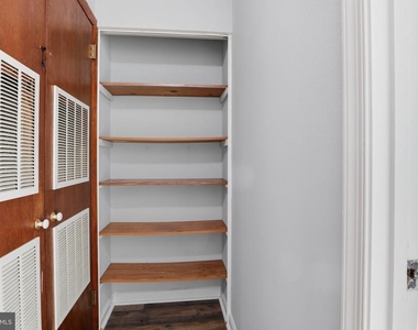 303 W Church Road - Photo Thumbnail 17
