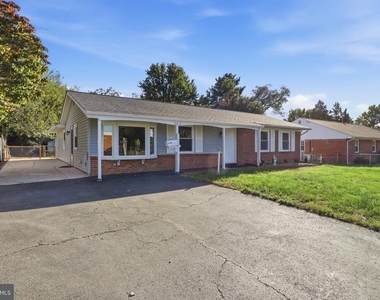 303 W Church Road - Photo Thumbnail 2