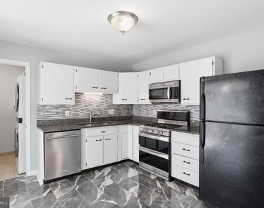 303 W Church Road - Photo Thumbnail 11