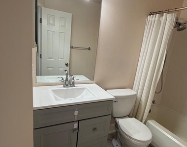 20597 Banbury Square - Photo Thumbnail 16