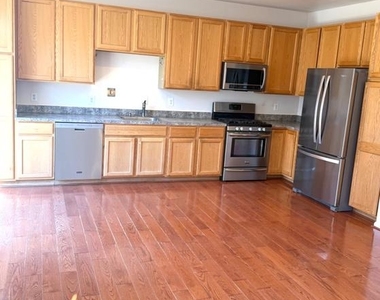 20597 Banbury Square - Photo Thumbnail 8