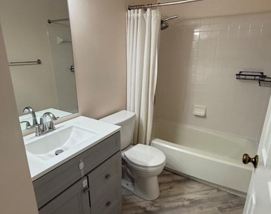 20597 Banbury Square - Photo Thumbnail 17