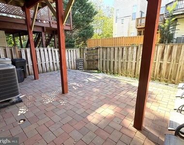 20597 Banbury Square - Photo Thumbnail 36