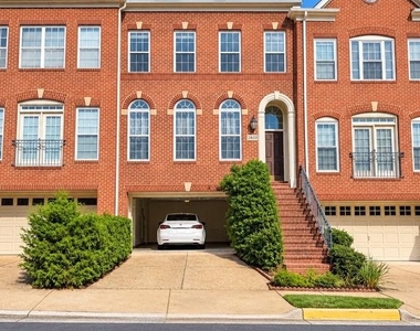2833 Grace Forest Place - Photo Thumbnail 1