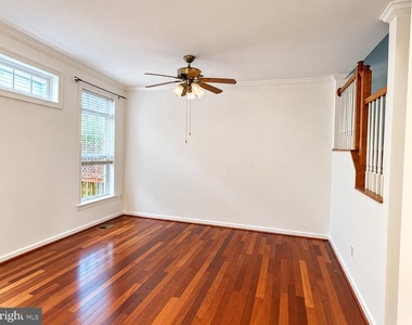 2833 Grace Forest Place - Photo Thumbnail 12