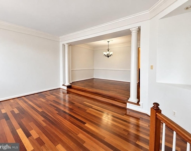 2833 Grace Forest Place - Photo Thumbnail 5