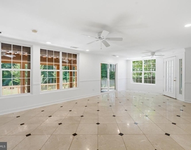 6503 Anna Maria Court - Photo Thumbnail 37