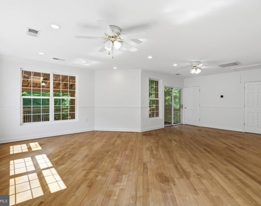 6503 Anna Maria Court - Photo Thumbnail 25