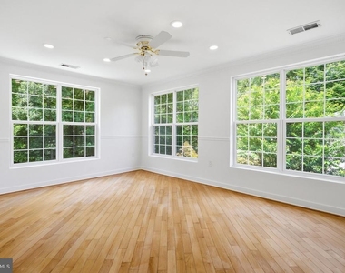 6503 Anna Maria Court - Photo Thumbnail 30