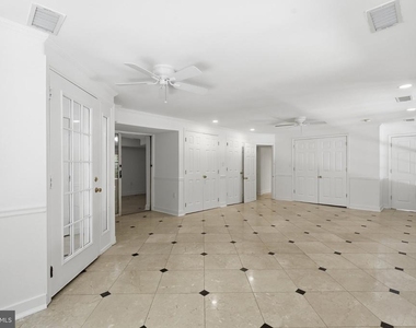 6503 Anna Maria Court - Photo Thumbnail 38