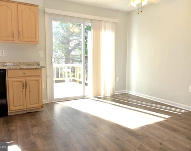 7379 Hidden Knolls Court - Photo Thumbnail 6