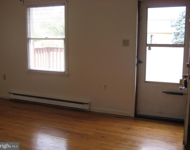 125 Pocono Place - Photo Thumbnail 3