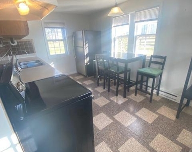 9415 Lee Highway - Photo Thumbnail 2