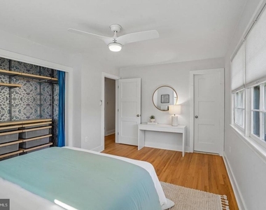 10316 Monroe Court - Photo Thumbnail 11