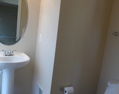 1407 Graham Drive - Photo Thumbnail 14