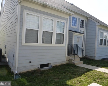 1407 Graham Drive - Photo Thumbnail 27