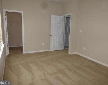 1407 Graham Drive - Photo Thumbnail 10