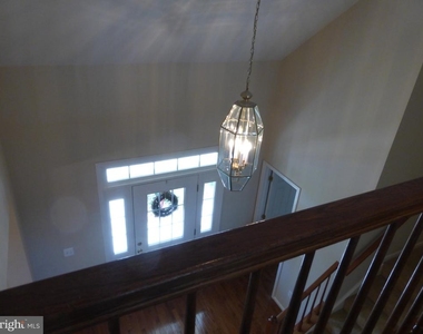 1407 Graham Drive - Photo Thumbnail 8