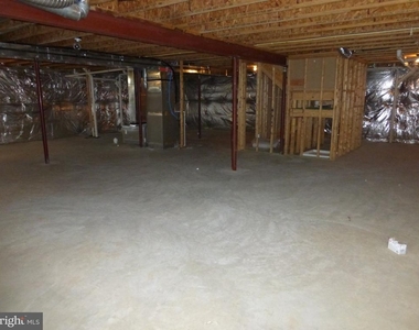 1407 Graham Drive - Photo Thumbnail 21