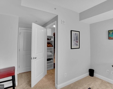 1020 Highland Street N - Photo Thumbnail 13
