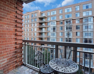 1020 Highland Street N - Photo Thumbnail 16