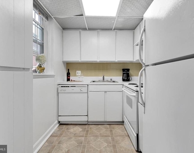 3000 S Columbus Street - Photo Thumbnail 11