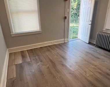 5241 Oxford Avenue - Photo Thumbnail 1
