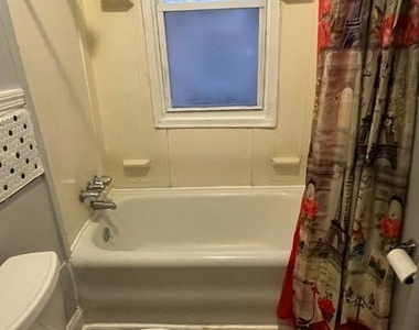 5241 Oxford Avenue - Photo Thumbnail 10