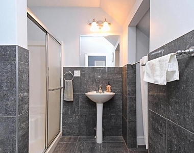919 N American Street - Photo Thumbnail 16