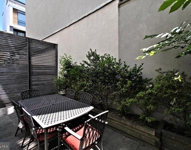 919 N American Street - Photo Thumbnail 36