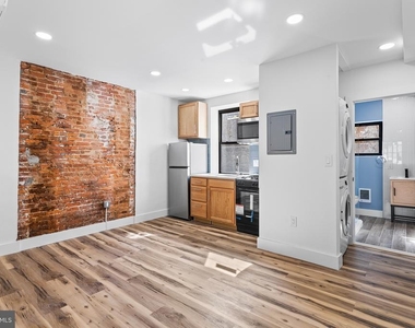 1224 Chancellor Street - Photo Thumbnail 4