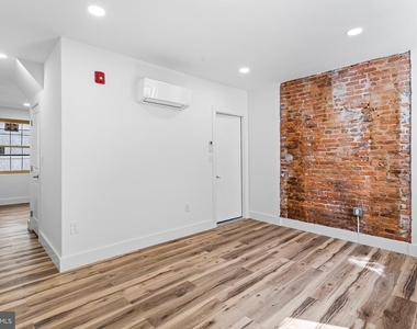 1224 Chancellor Street - Photo Thumbnail 6
