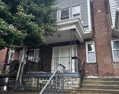 5918 N Franklin Street - Photo Thumbnail 1