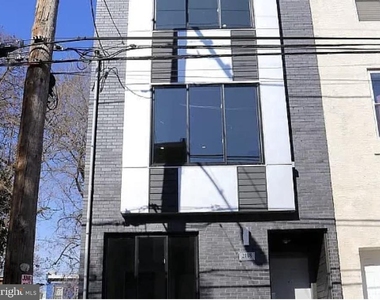 2118 N 8th Street - Photo Thumbnail 16