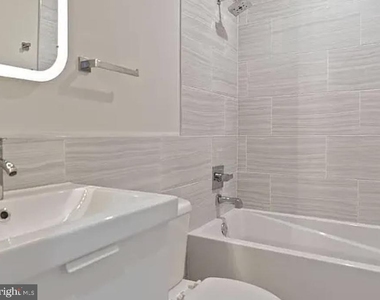 2118 N 8th Street - Photo Thumbnail 10